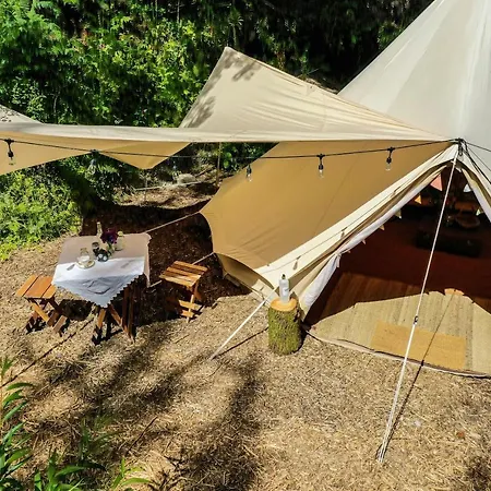 Luxury tent The Botanical Bell Tent Glengarriff