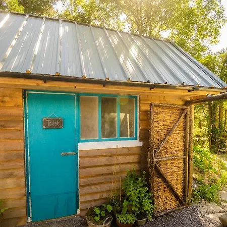 The Botanical Bell Tent خيمة فخمة غليغاريف