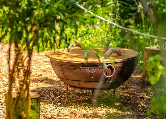 The Botanical Bell Tent * Glengarriff